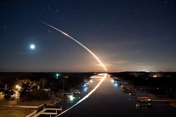 space shuttle endeavour launch reflection